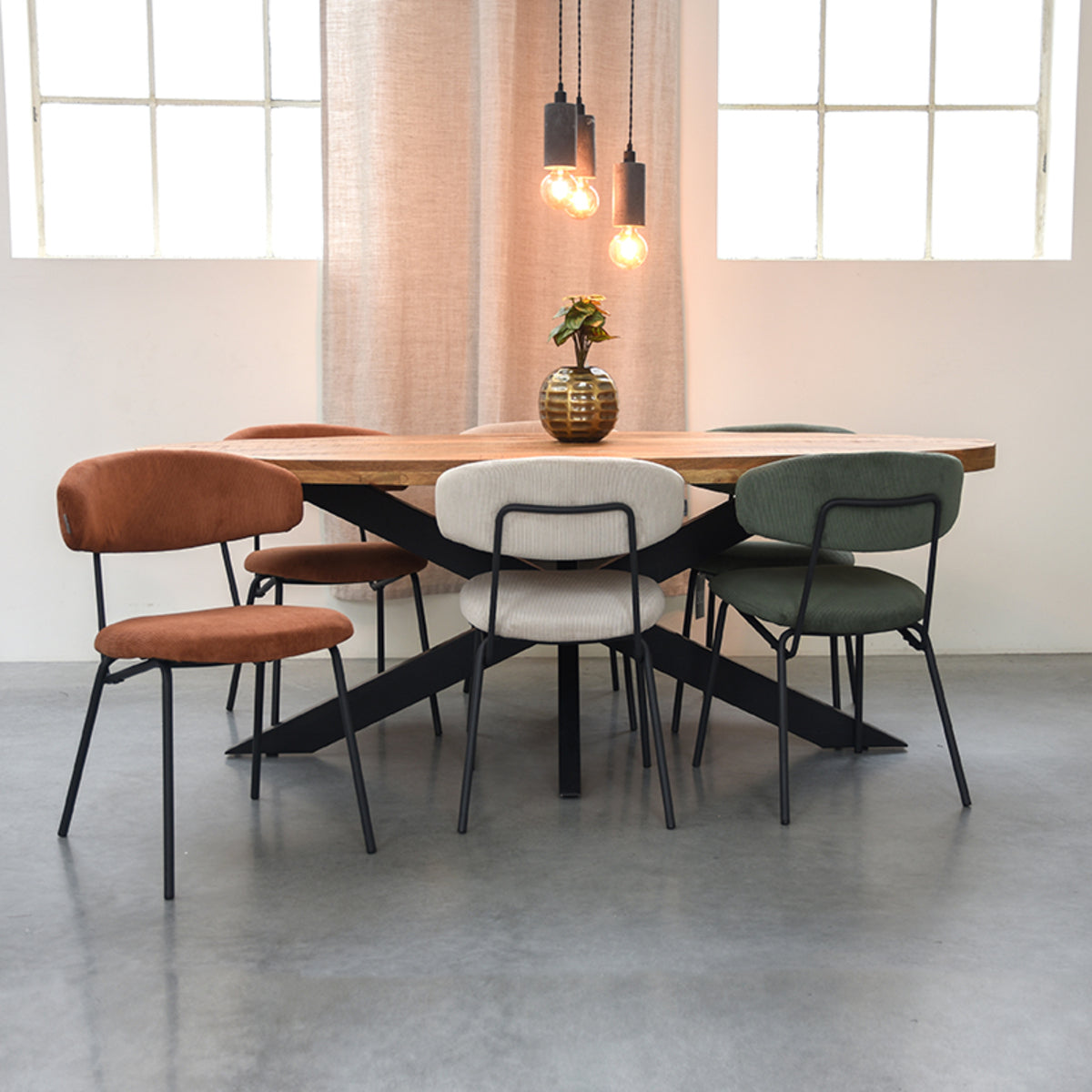 LABEL51 Eetkamerstoel Zack – Trendy Ribcord Bekleding – Stijlvol & Comfortabel